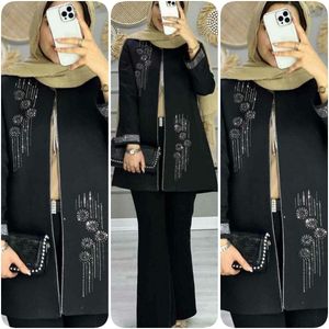 مانتو زنانه شایسته