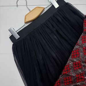 خرید اینترنتی کت و دامن مجلسی گل بانو