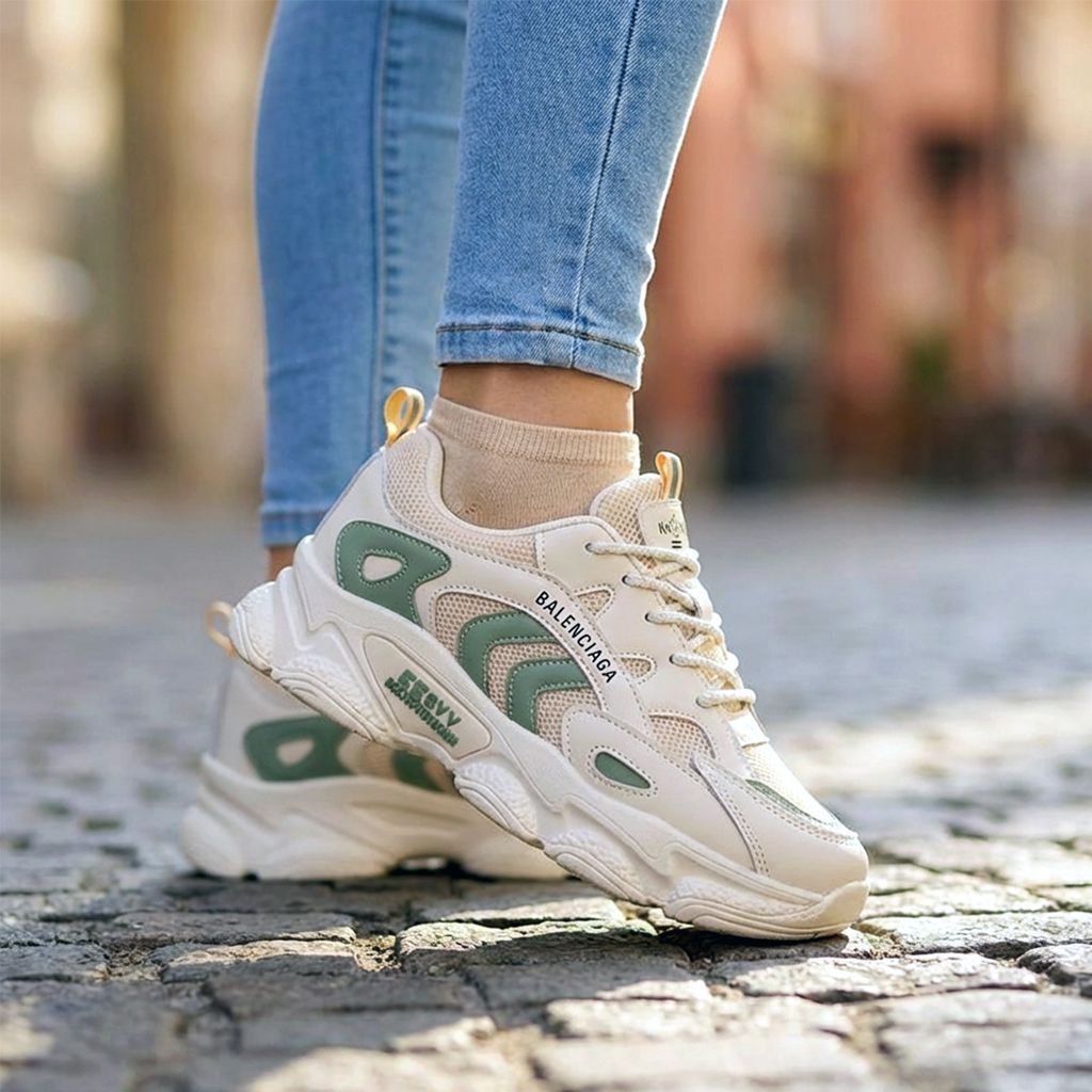 مشخصات کتونی اسپرت بالنسیاگا Balenciaga کیفیت بالا