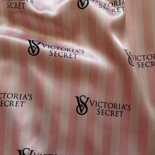 لباس خواب ساتن ابریشم زنانه مدل ویکتوریا سکرت