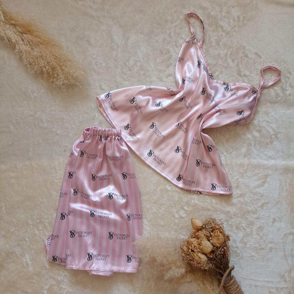 فروش اینترنتی لباس خواب ساتن ابریشم زنانه مدل ویکتوریا سکرت