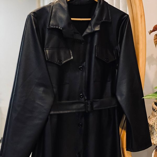 مانتو چرم بلند