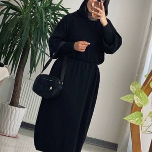 فروش اینترنتی کفتان کلاه‌دار (فینگردار)