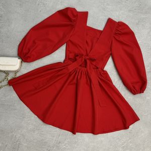 فروش اینترنتی پیراهن مجلسی عروسکی پشت باز