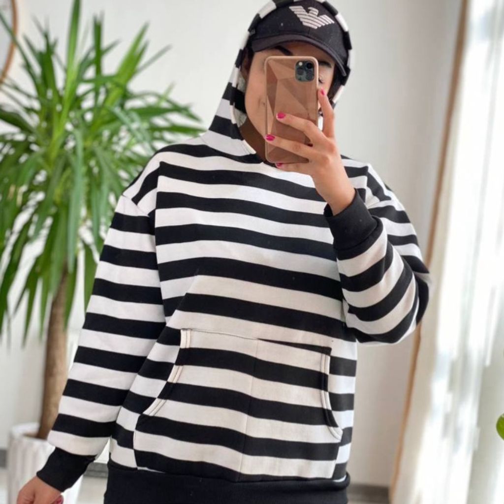 خرید انلاین هودی راه راهی هانا