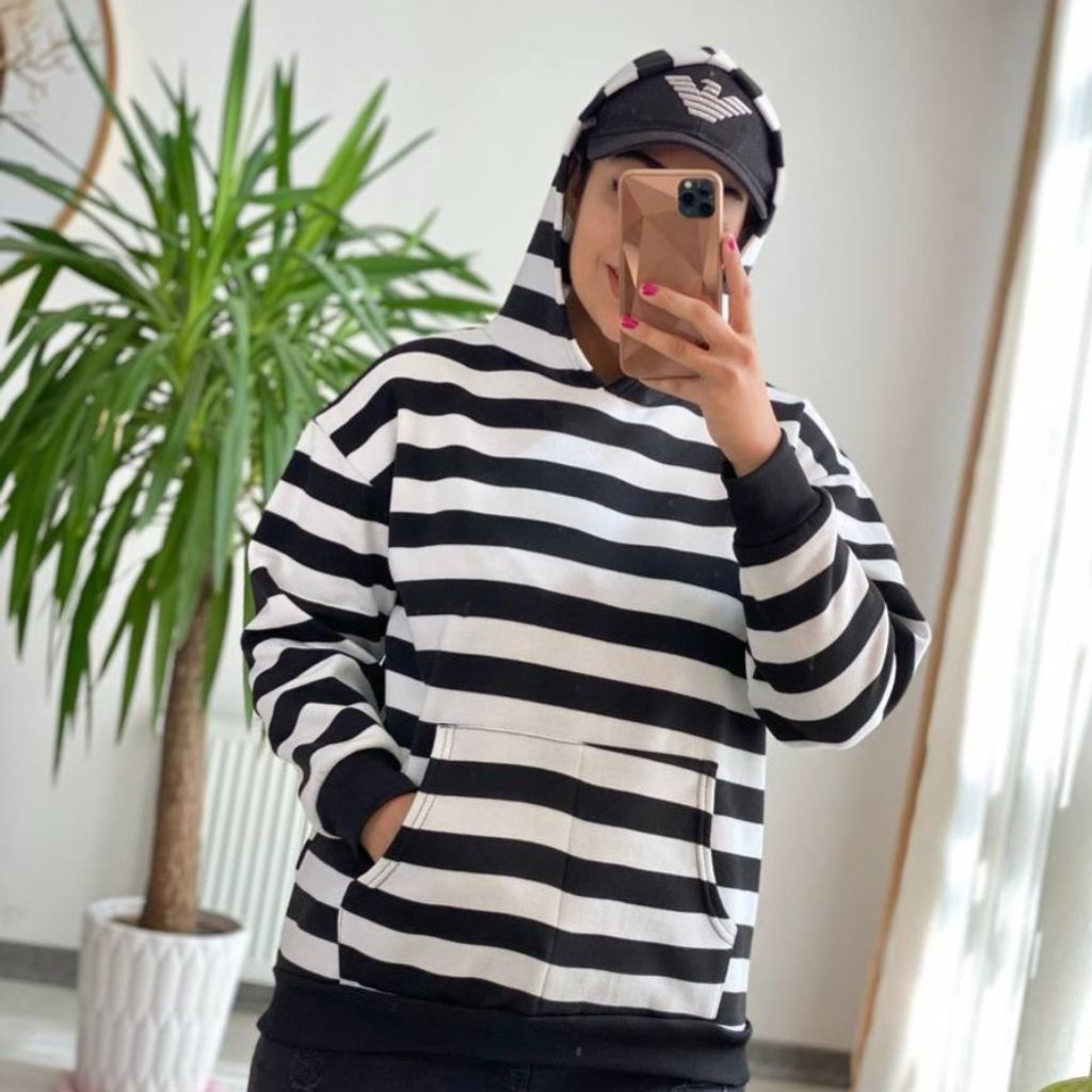 قیمت ارزان هودی راه راهی هانا