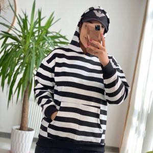 هودی راه راهی هانا