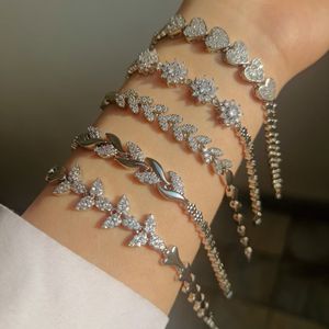 مشخصات دستبند استیل رنگ ثابت نگین اتمی