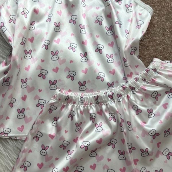 تاپ و شلوارک خرگوش بانی