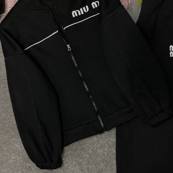 ست اسپرت Miu miu