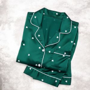 قیمت ارزان شومیز وشلوار ساتن ابریشم زنانه طرح قلب