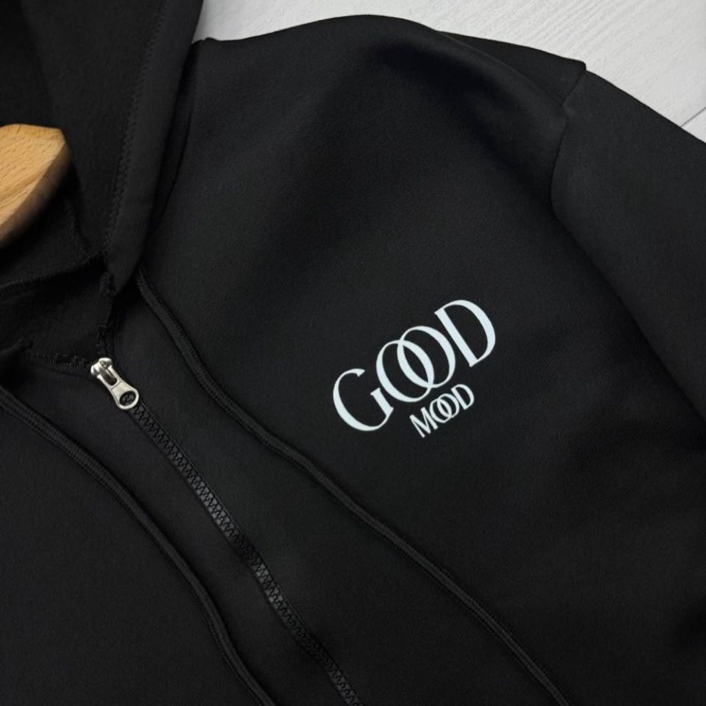 مشخصات سوییشرت GOOD MOOD