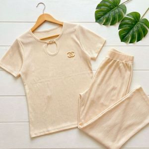 مشخصات بلوز شلوار یقه اشکی