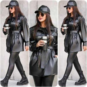 مانتو کتی چرم