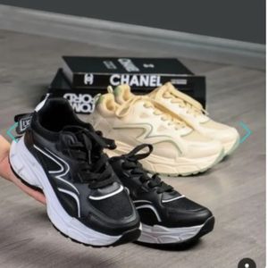 خرید انلاین کفش اسپرت زنانه و دخترانه مدل موجی