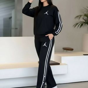 خرید انلاین بلوز آستین بلند و شلوار قواره دار جردن