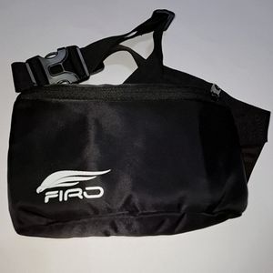 مشخصات کیف کمری فیرو پلاس