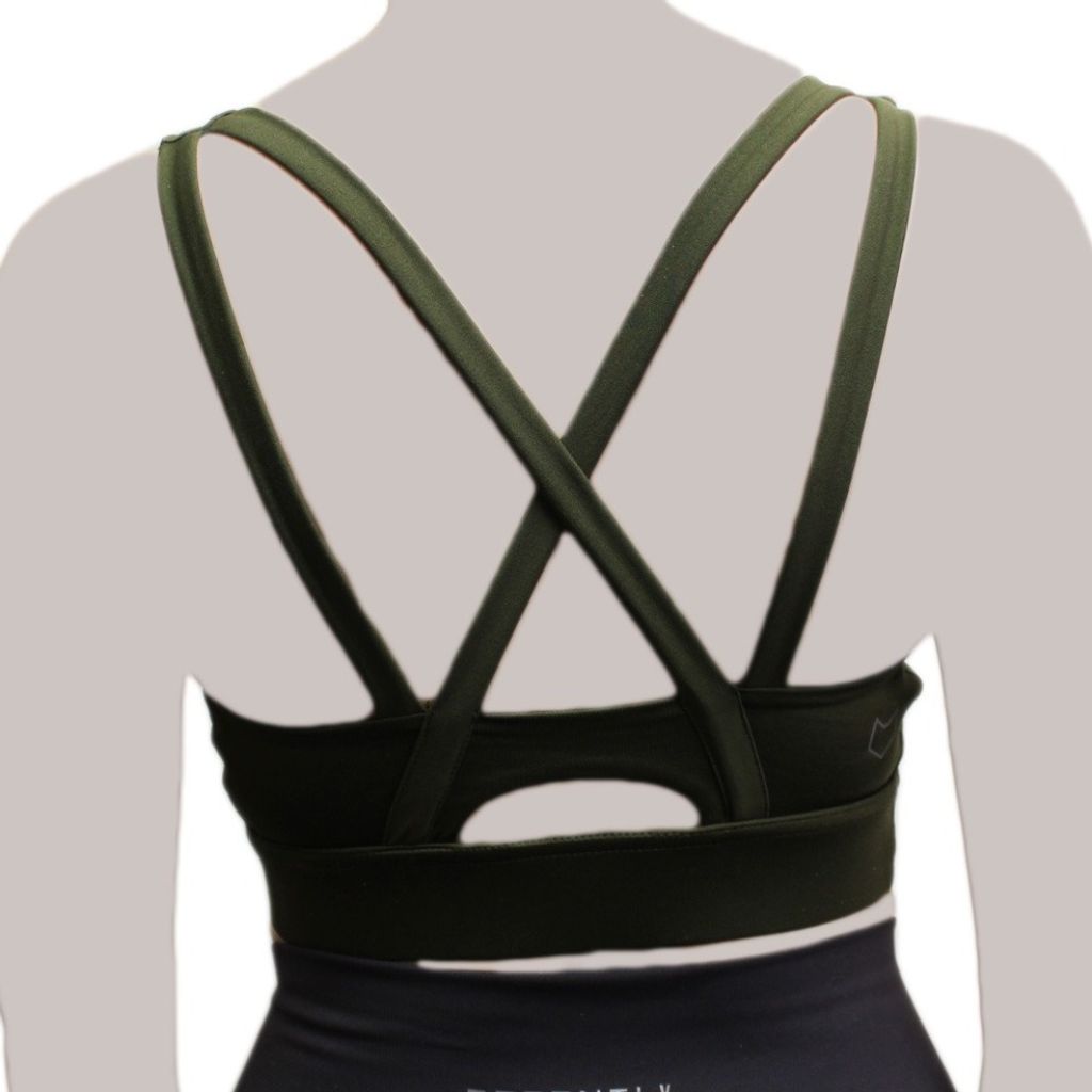 مشخصات نیم تنه ورزشی مل اند موژ