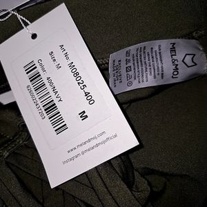 مشخصات نیم تنه ورزشی مل اند موژ