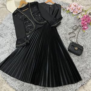 فروش اینترنتی ست کت و سارافون شیک و مجلسی بنتا