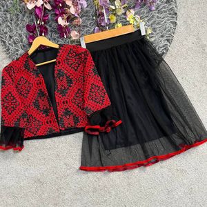 مشخصات یلدایی طرح بچگانه