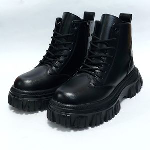 خرید آنلاین نیم بوت برشکا طرح دکتر مارتینز Bershka Dr.Martens