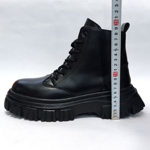 قیمت ارزان نیم بوت برشکا طرح دکتر مارتینز Bershka Dr.Martens