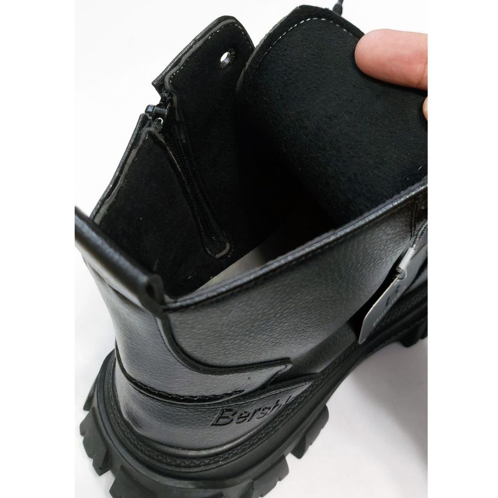 قیمت ارزان نیم بوت برشکا طرح دکتر مارتینز Bershka Dr.Martens