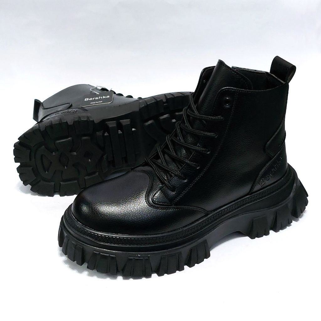 مشخصات نیم بوت برشکا طرح دکتر مارتینز Bershka Dr.Martens
