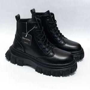 خرید انلاین نیم بوت برشکا طرح دکتر مارتینز Bershka Dr.Martens