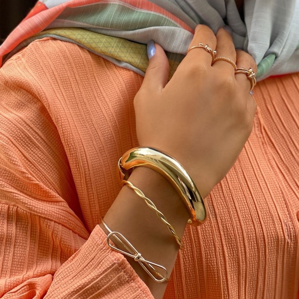 فروش اینترنتی دستبند النگویی آیینه ای دفورمه کد 3330001