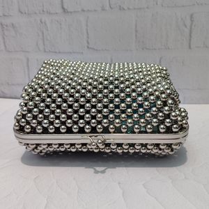 کیف  دست‌ساز مرواریدی