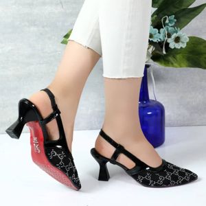 کفش مجلسی نگین کوب زنانه