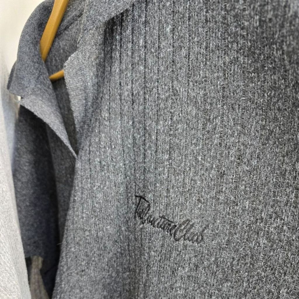 خرید انلاین بلوز بافت مردانه نورا