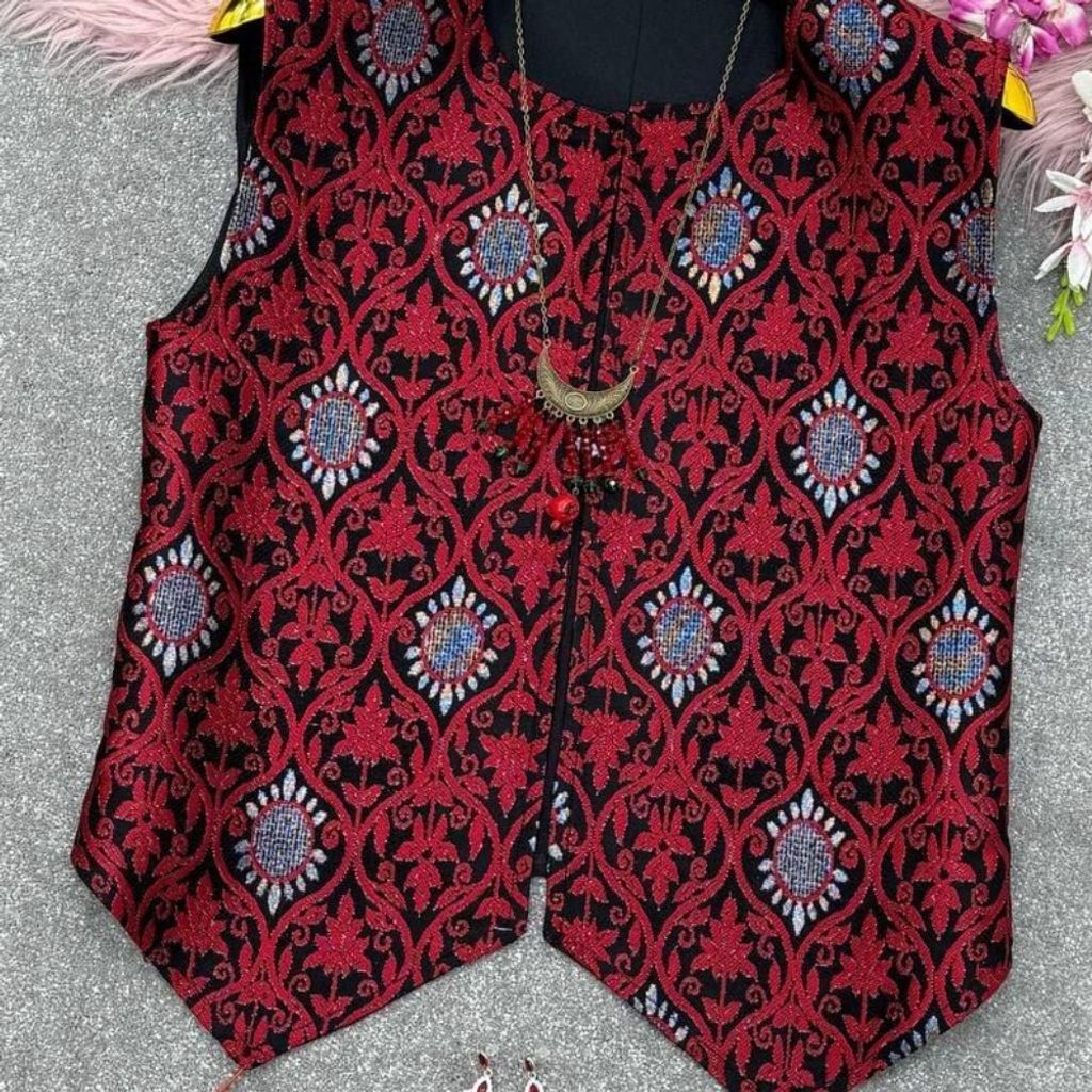 قیمت وست منگوله داد