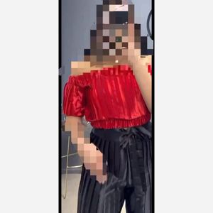 خرید آنلاین تاپ مجلسی پلیسه زنانه دکلته