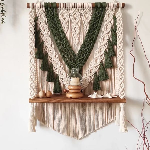 شلف چوبی مهره دار مکرومه بافی طرح اطلس