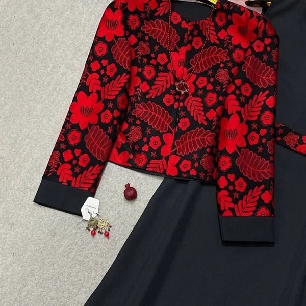 سه تیکه یلدایی🩸🍉