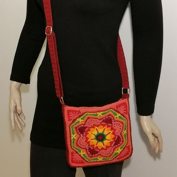 کیف رودوشی طرح کاشی ایرانی و قلب کد 09111