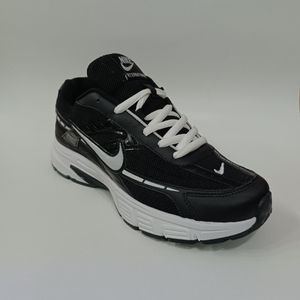 فروش اینترنتی کتونی مردانه نایک اینیشیتور Nike Initiator مشکی زیره سفید کیفیت بالا