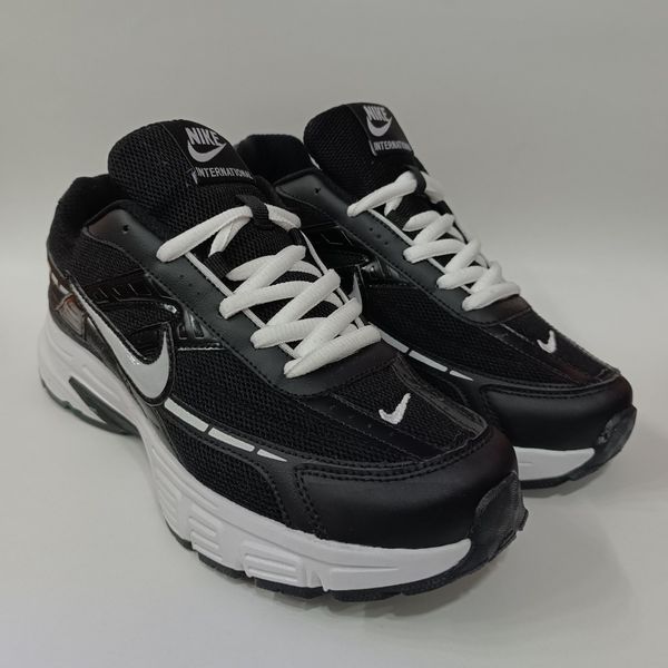 کتونی مردانه نایک اینیشیتور Nike Initiator مشکی زیره سفید کیفیت بالا