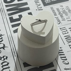 خرید آنلاین انگشتر زنانه گره نگینی کد 3331009