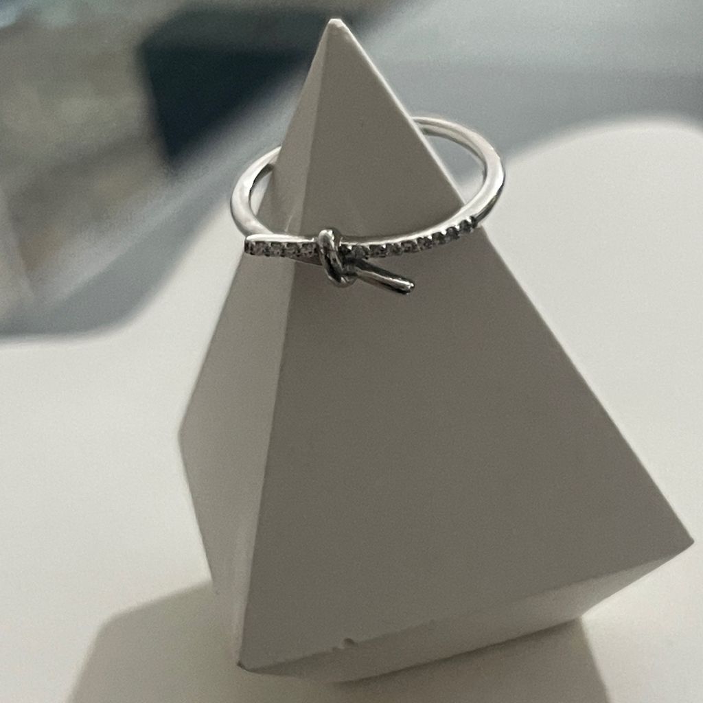 خرید آنلاین انگشتر زنانه گره نگینی کد 3331009