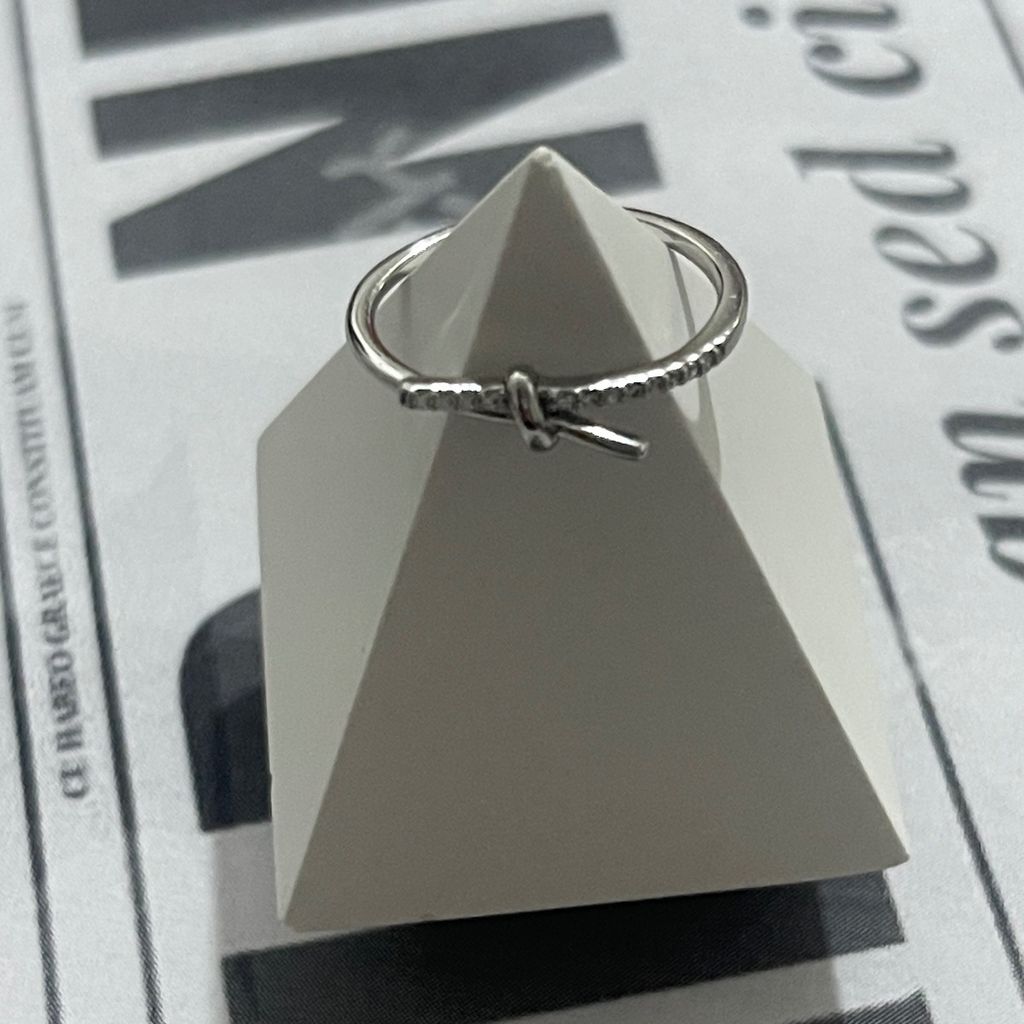 خرید آنلاین انگشتر زنانه گره نگینی کد 3331009