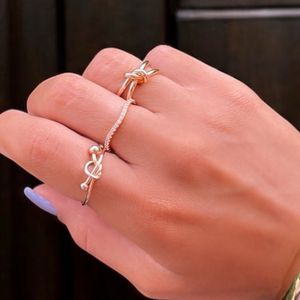 فروش اینترنتی انگشتر زنانه طرح گوی و گره کد 3331010