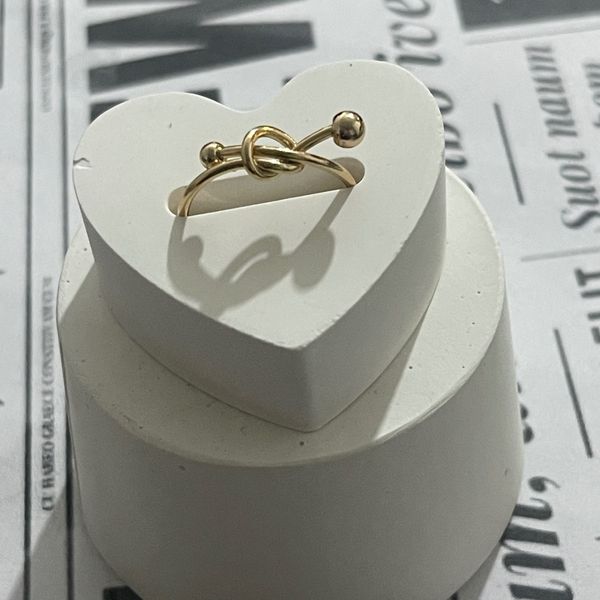 انگشتر زنانه طرح گوی و گره کد 3331010