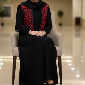 خرید انلاین ست جلیقه و سارافون یلدا نورا