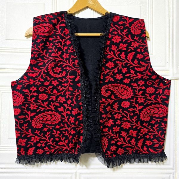 ست جلیقه و سارافون یلدا نورا