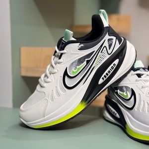 خرید اینترنتی قیمت کتونی بچگانه طرح نایک فشن از K-Z کد 4070803