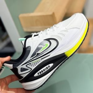 خرید اینترنتی قیمت کتونی بچگانه طرح نایک فشن از K-Z کد 4070803